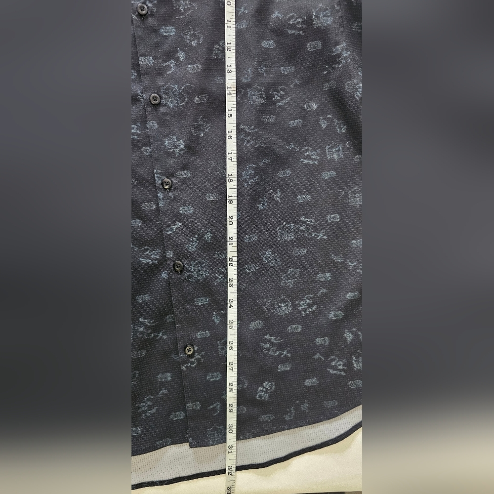 Lululemon Men Shirt 2XL Camo Airing Easy Short Sleeve Black - Picture 7 of 9
